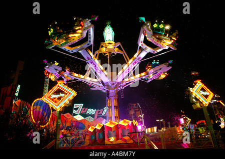 Muenchner Oktoberfest bei Nacht, Oktoberfest in Munich at night Stock Photo