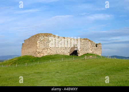 Castle Roy, Nethy Bridge, Scotland. 11th century fortress built by Clan ...