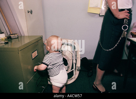 child prison officer askham grange prison 1987 Stock Photo