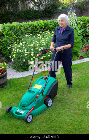 Qualcast 4000 lawn discount mower