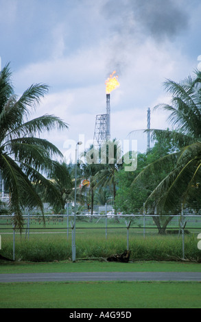 Flare Stack Oil Refinery Brunei Stock Photo - Alamy