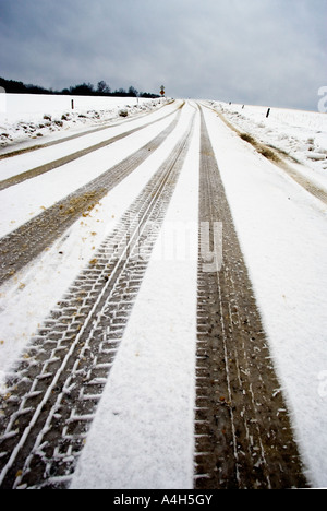 A country road in winter with snow, Warwickshire, UK Stock Photo - Alamy