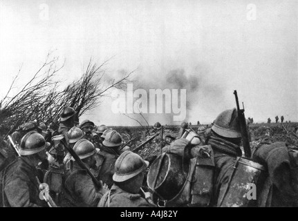 Explosion at Fort Douaumont, 1916 Stock Photo - Alamy