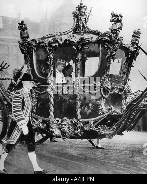 King George V and Queen Mary on their way to the State Opening of Parliament, c1930s. Artist: Unknown Stock Photo