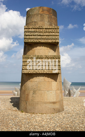 D Day memorial at Omaha Beach, Normandy, France - with Les Braves sculpture behind Stock Photo