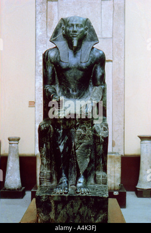 Diorite statue of Pharaoh Khafre - 26th century BC, Museum of Egyptian ...