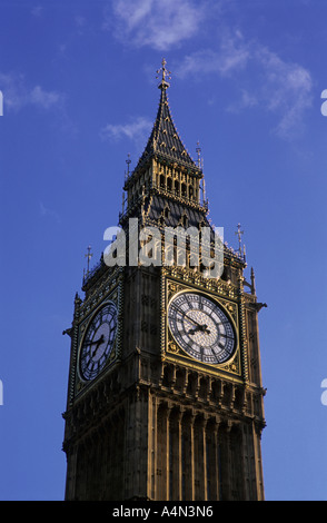 UK ENGLAND LONDON Big Ben Westminster Palace (also called Palace of Westminster and Houses of Parliament) Stock Photo