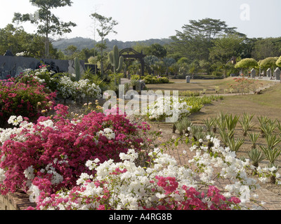 TAMAN LAGENDA LEGEND PARK GARDENS AND SCULPTURE KUAH LANGKAWI MALAYSIA Stock Photo