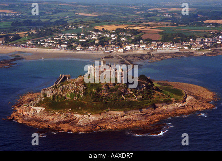 St Michael s Mount an island off the Cornish coast near Penzance cared for by the National Trust Stock Photo