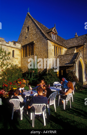 Hotel de la Bere, hotel, Tudor Manor, manor house, rooms and lodging, accommodations, town of Cheltenham, Cheltenham, Gloucestershire County, England Stock Photo