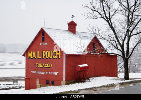 Red Mail Pouch Barn and New Snow Lanesville Indiana Stock Photo