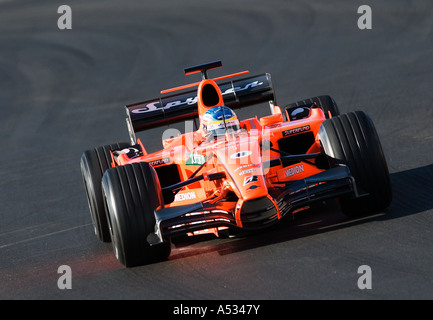 Adrian Sutil (GER) in the Spyker F8-VII during Formula 1 testing sessions in February 2007 Stock Photo