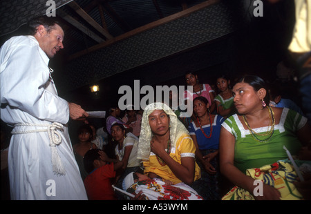 Painet ha2240 5028 guatemala religion father american catholic priest celebrating mass timax village peten country Stock Photo