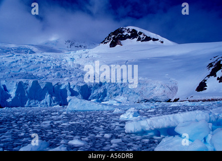 glacier, glaciers, berry bits, granite rock outcrop, continental landing, Neko Harbor, Neko Harbour, Andvord Bay, Antarctic Peninsula, Antarctica Stock Photo