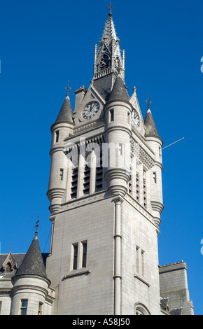 dh  UNION STREET ABERDEEN Town House clock tower high court granite building scotland Stock Photo