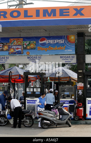 Filling up at a gas station in Saigon (HCMC), Vietnam Stock Photo