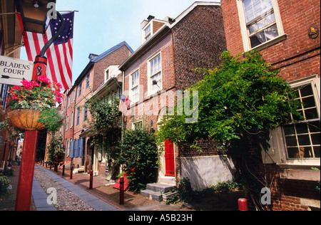 Philadelphia Elfreth's Alley oldest residential street in America. 18th century American Old City District. Pennsylvania, USA Stock Photo