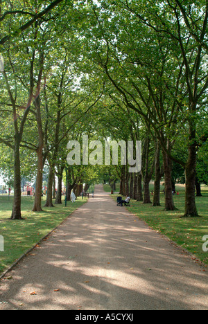 One of many sunny paths in Gladstone Park near Dollis Hill in North West London Stock Photo