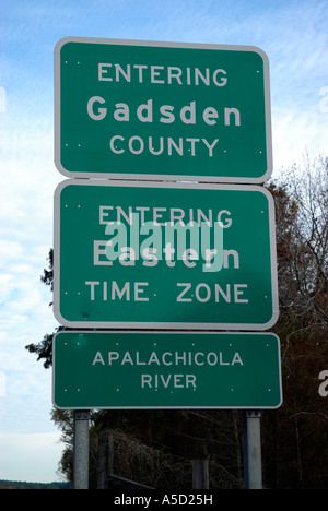 Entering central time zone sign in United States Stock Photo - Alamy