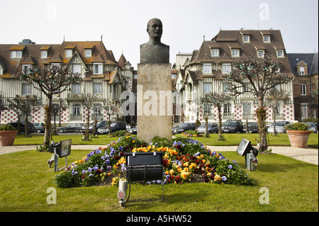 Statue of Francois Andre in front of the Normandy Barriere Hotel, Deauville, Normandy, France Stock Photo