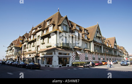 Louis vuitton normandy hi-res stock photography and images - Alamy