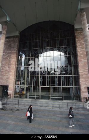 The West Screen of Coventry Cathedral, engraved by John Hutton,  is adorned with saints and angels Stock Photo