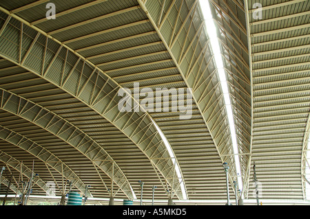 RAJ98887 Turbhe Railway Station roof ceiling under construction Navi Mumbai Vashi Bombay Maharashtra India Stock Photo