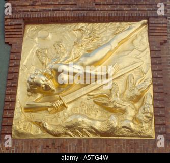 'Lichtbringer' ('Bringer of Light') relief mural at entrance to Böttcherstrasse, City of Bremen, Bremen, Germany. Stock Photo
