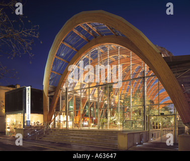 Sheffield Architecture at Night Stock Photo - Alamy