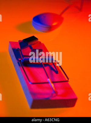 MOUSE TRAP WITH SILICON COMPUTER CHIP AS BAIT ATTRACTING COMPUTER MOUSE ...