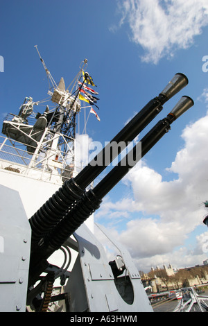 Anti aircraft guns on the HMS Belfast at London Bridge Stock Photo