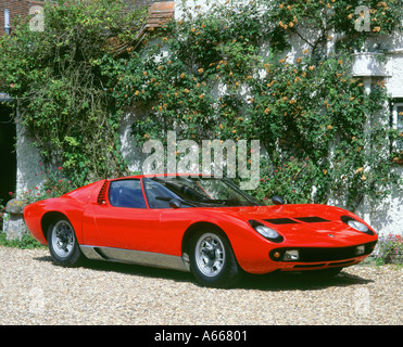 1968 Lamborghini Miura P400 Stock Photo - Alamy