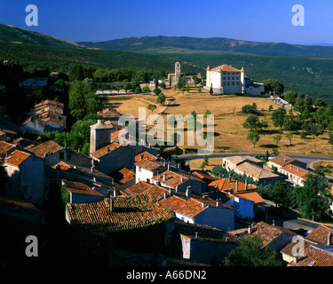 FR -  PROVENCE:  Aiguines above Canyon du Verdon Stock Photo