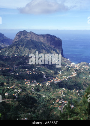 dh  NORTH COAST MADEIRA Hill Penha de Aguia and villages in valley eagle rock outcrop landscape mountain Stock Photo