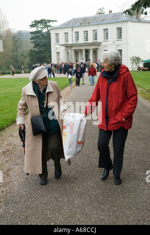 Tichborne Dole,  annual dole of flour given to parishioners annually on Lady Day, March 25th.  Tichborne near Arlesford Hampshire UK. 2007 HOMER SYKES Stock Photo