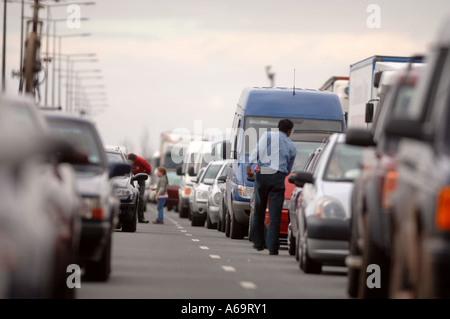 A TRAFFIC JAM FOLLOWING A POLICE INCIDENT ON THE M6 NORTH OF BIRMINGHAM UK Stock Photo