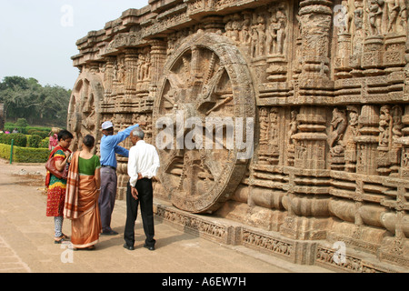 Wheels of the Sun God (Surya) chariot at Konark Temple on the Bay of Bengal  near Bhubaneswar,Orissa India Stock Photo