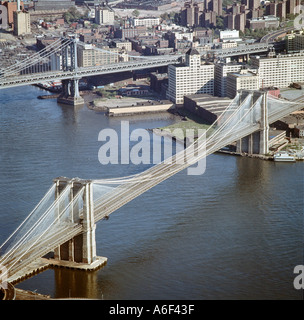 Brooklyn bridge and manhattan bridge, East river, New York, Usa ...