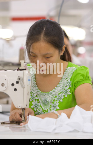 SHENZHEN GUANGDONG PROVINCE CHINA Workers in a garment factory in city of Shenzhen Stock Photo