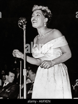 BILLIE HOLIDAY US singer  at the Royal Albert Hall, London, in  1954 Stock Photo