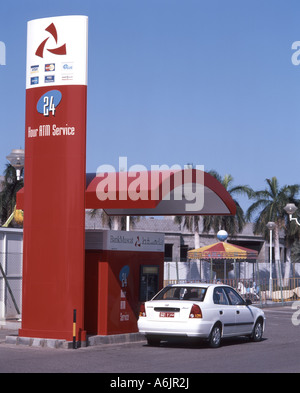 Drive-in ATM cash machine, Muscat, Masqat Governorate, Sultanate Of Oman Stock Photo