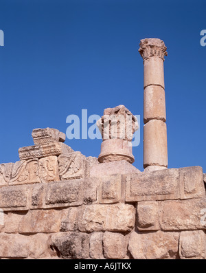 Irbid Rome Columns of Oval Forum in Ancient Jerash, Jordan (Rome city) and new ...