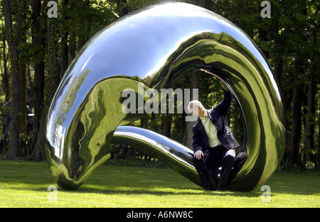 Tony Cragg sculptor and monumental new work Stock Photo