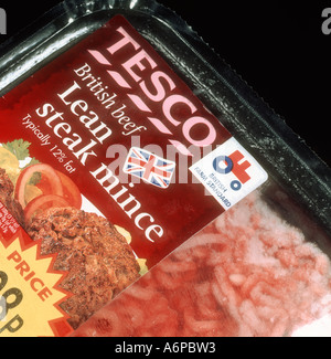 Label on a pack of Tesco minced beef with the British Farm Standard mark Stock Photo