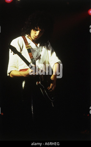 May, Brian, * 19.7.1947, British musician, playing guitar, during concert, of Queen, circa 1990, gig, music, Rock, Stock Photo