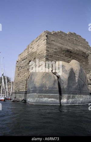 Africa, Egypt, Aswan. Elephant Island; ruins of late-dynasty temple to Khnum; hieroglyphics Stock Photo