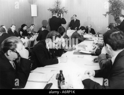 Kiesinger, Kurt Georg, 6.4. 1904 - 9.3.1988, German politician (CDU), Chancellor 1.12.1966 - 21.10.1969, press conference about Stock Photo