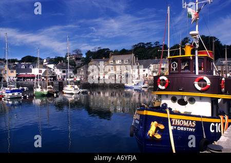 Padstow Lannwedhenek is a small town and civil parish on the north coast of Cornwall  England Stock Photo