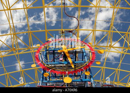 Florida,Broward,Ft.,Fort Lauderdale,Museum of Discovery & Science,giant gravity clock exhibit,exposed clockwork,FL060214204 Stock Photo