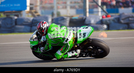 SUPERBIKE WORLD CHAMPIONSHIP　ライダースジャケット ジョナサン・レアのライダージャケットを手に入れよう！